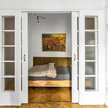 Walecznych 47 By Homeprime Warsaw Exterior photo