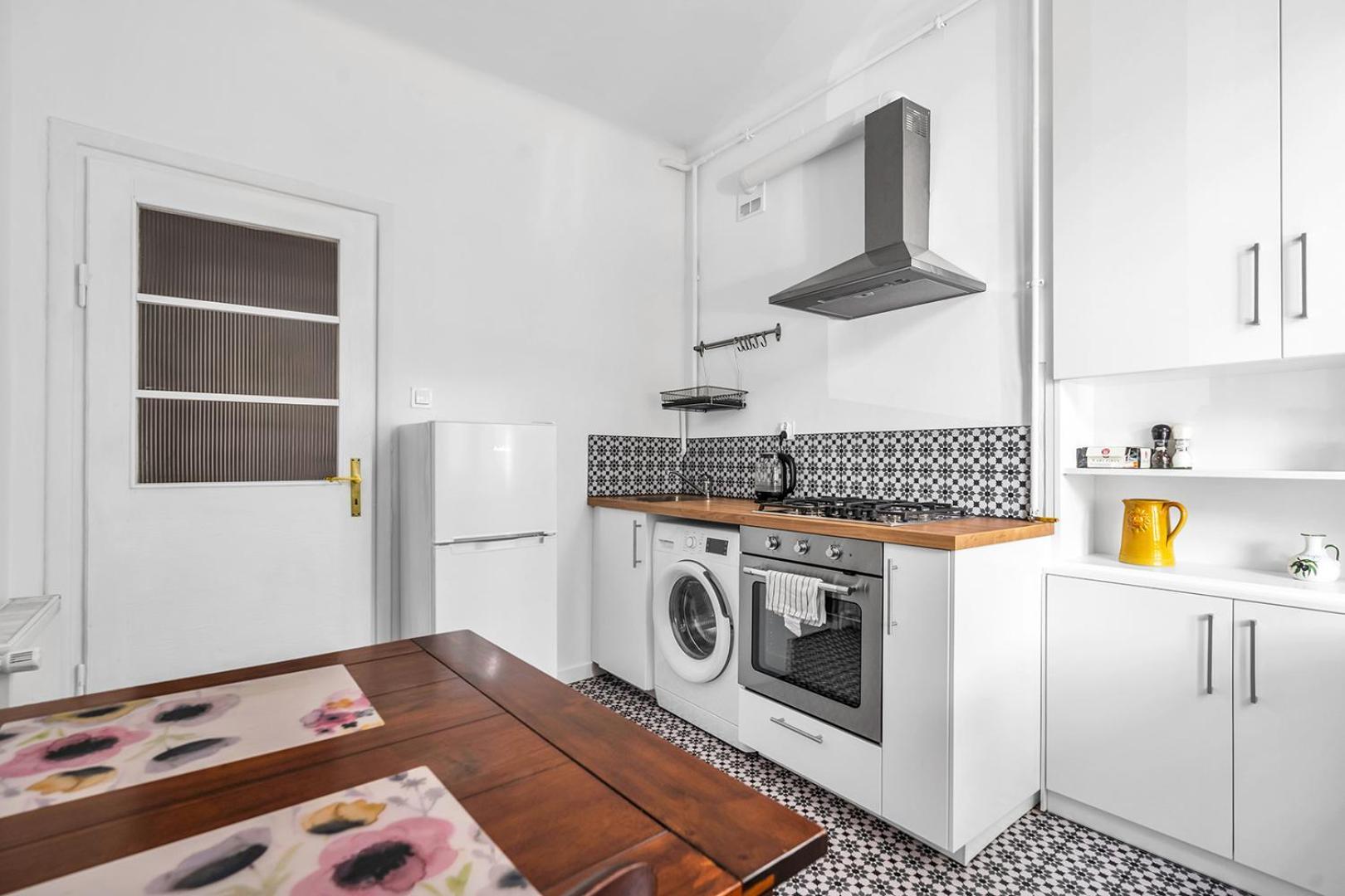 Apartament Walecznych 47 By Homeprime *