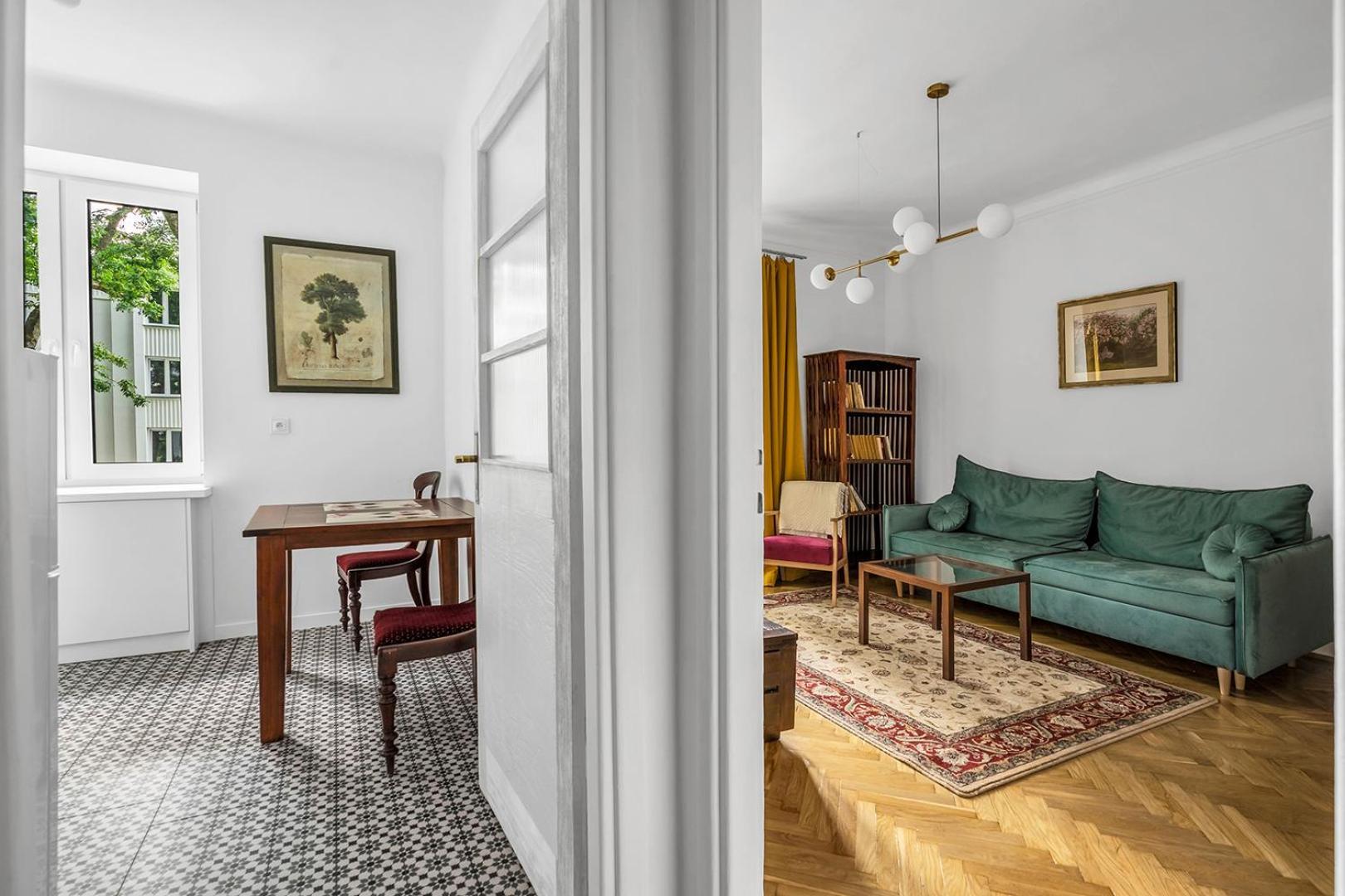 Apartment Walecznych 47 By Homeprime *